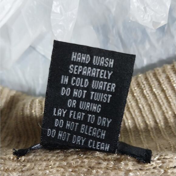 OSSINNE! GOLD AND GOLD METALLIC RANDOM PATTERN KNIT LONG SLEEVE SWEATER! SZ 4XL - Picture 10 of 11